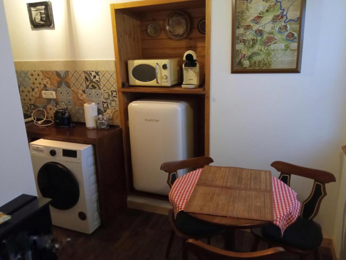 Appartement Crown Of Karolina à Braşov Extérieur photo