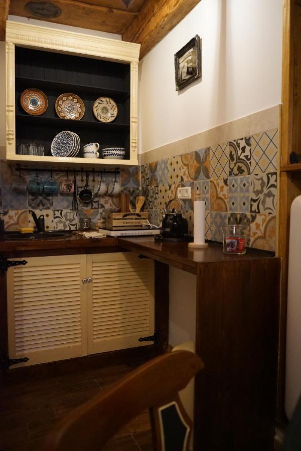 Appartement Crown Of Karolina à Braşov Extérieur photo