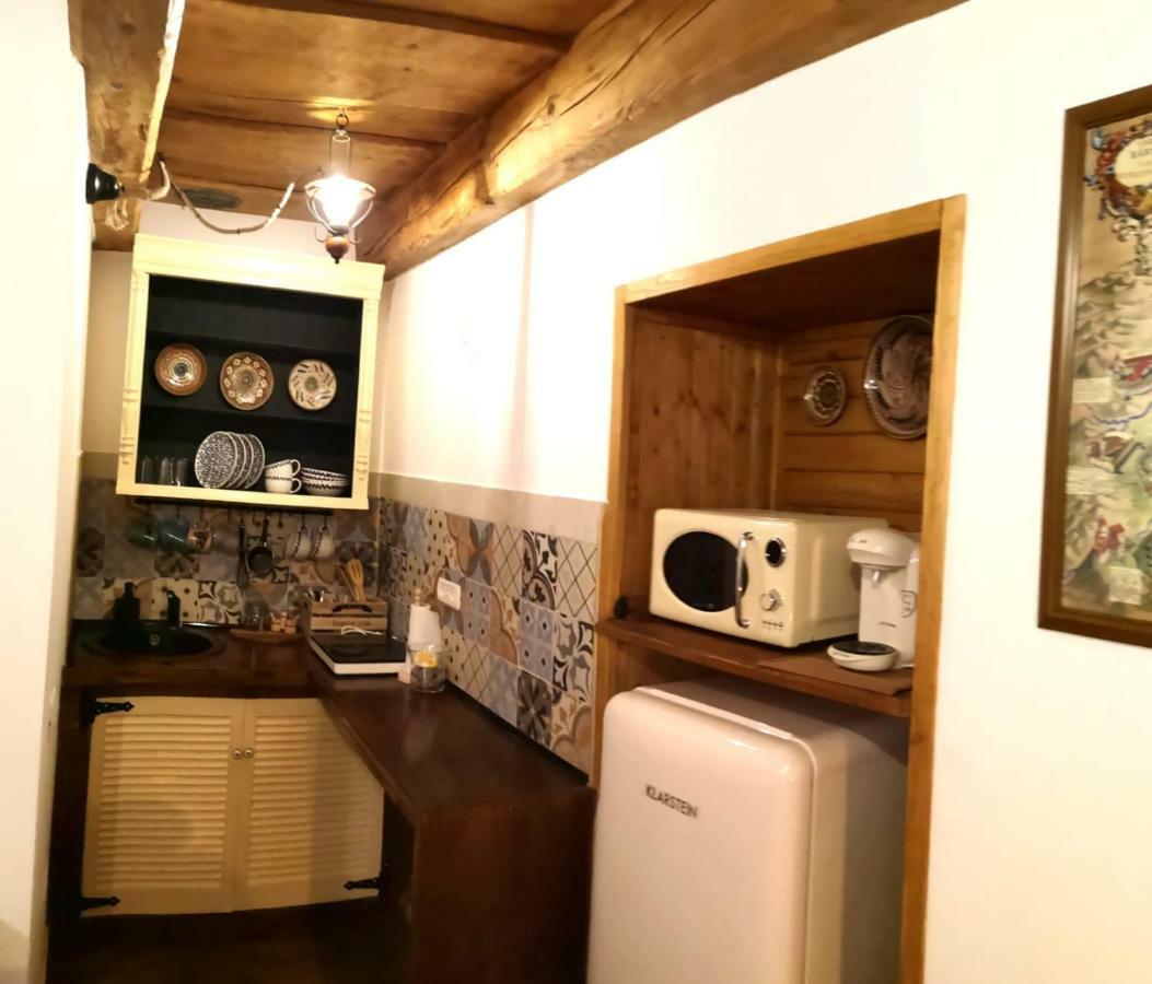 Appartement Crown Of Karolina à Braşov Extérieur photo
