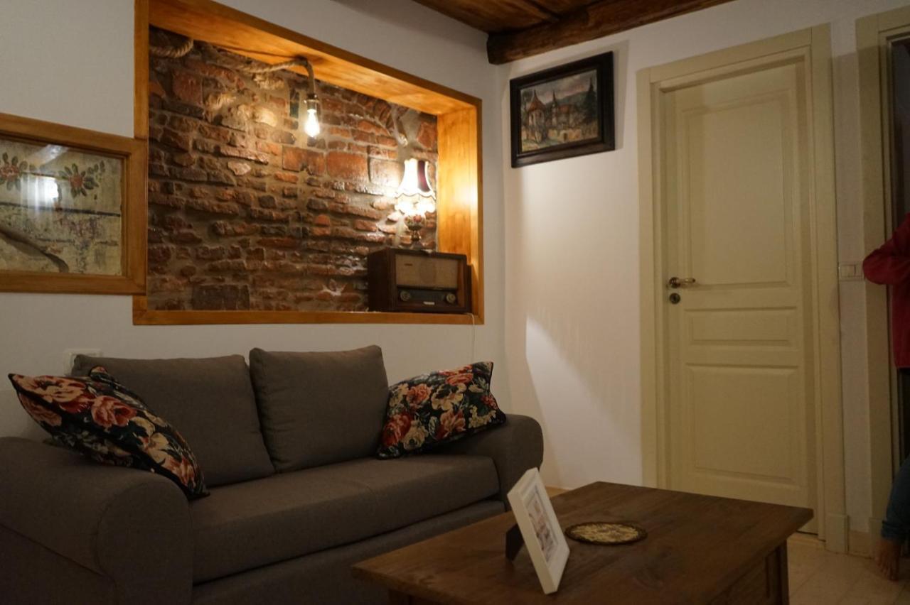 Appartement Crown Of Karolina à Braşov Extérieur photo